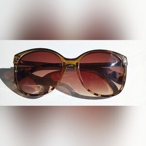 Stylish Brown Sunglasses